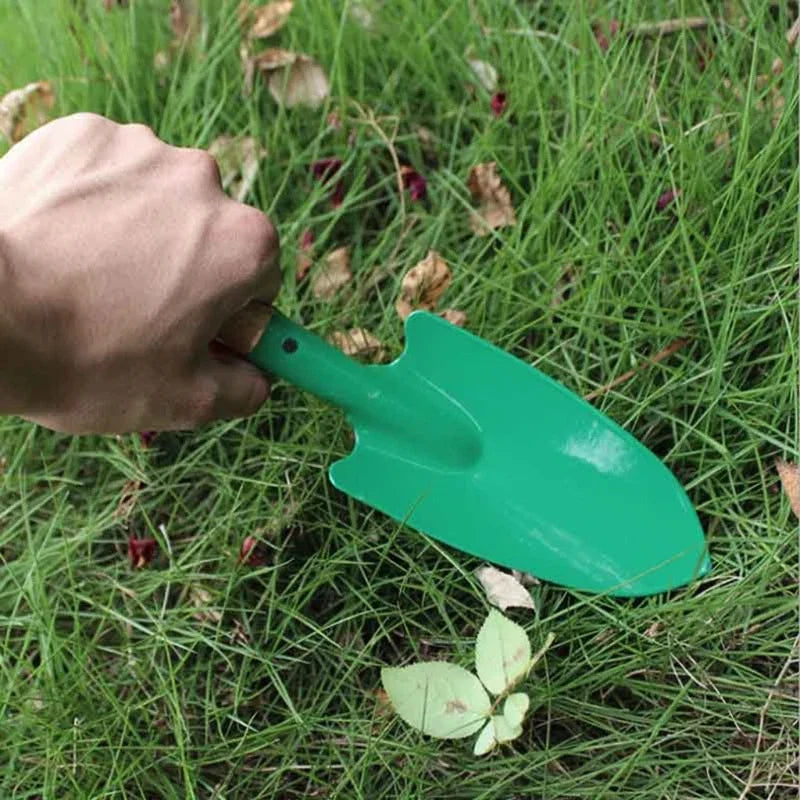 Wooden‑Handle Reinforced Shovel – Sturdy Planting Tool for Loose Soil & Perennials