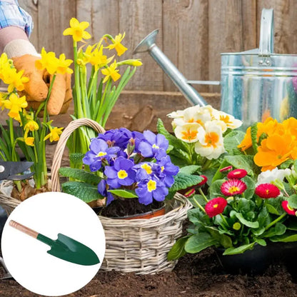 Wooden‑Handle Reinforced Shovel – Sturdy Planting Tool for Loose Soil & Perennials